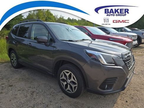 Used 2024 Subaru Forester Premium AWD/4WD image 1