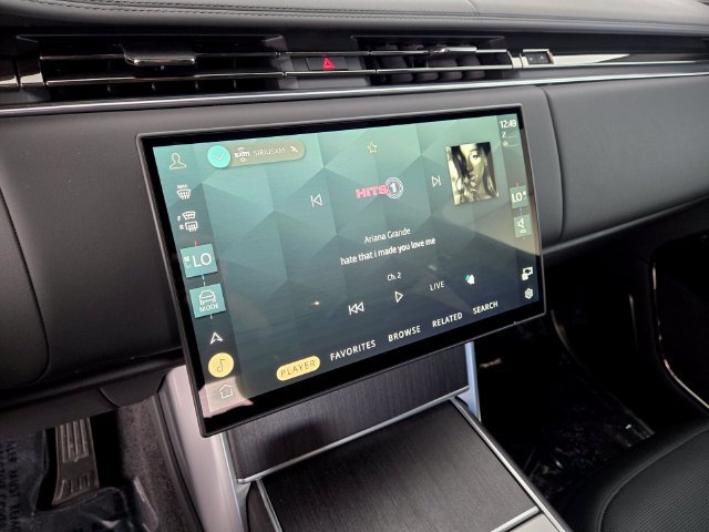 New 2026 Land Rover Range Rover SV AWD/4WD image 24