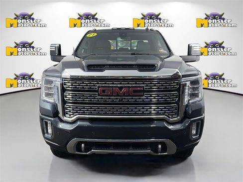 Used 2021 GMC Sierra 2500 Denali image 2