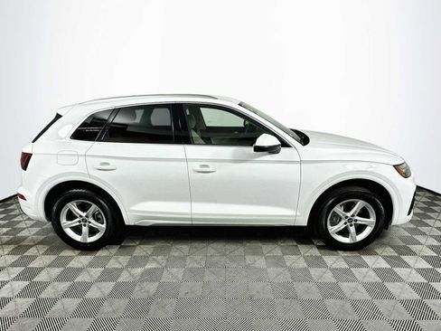 Certified 2023 Audi Q5 2.0T Premium w/ Convenience Package AWD/4WD image 8