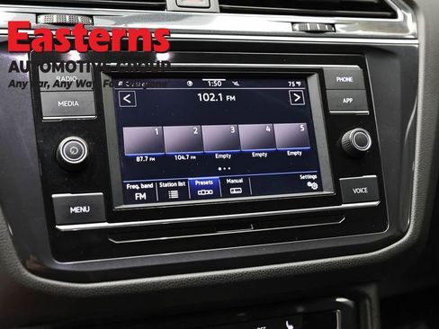 Used 2022 Volkswagen Tiguan S image 19