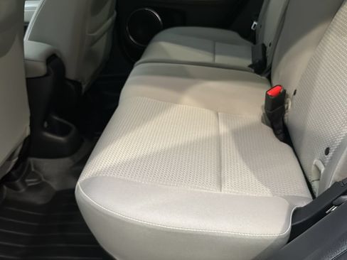 Used 2019 Honda HR-V EX image 18