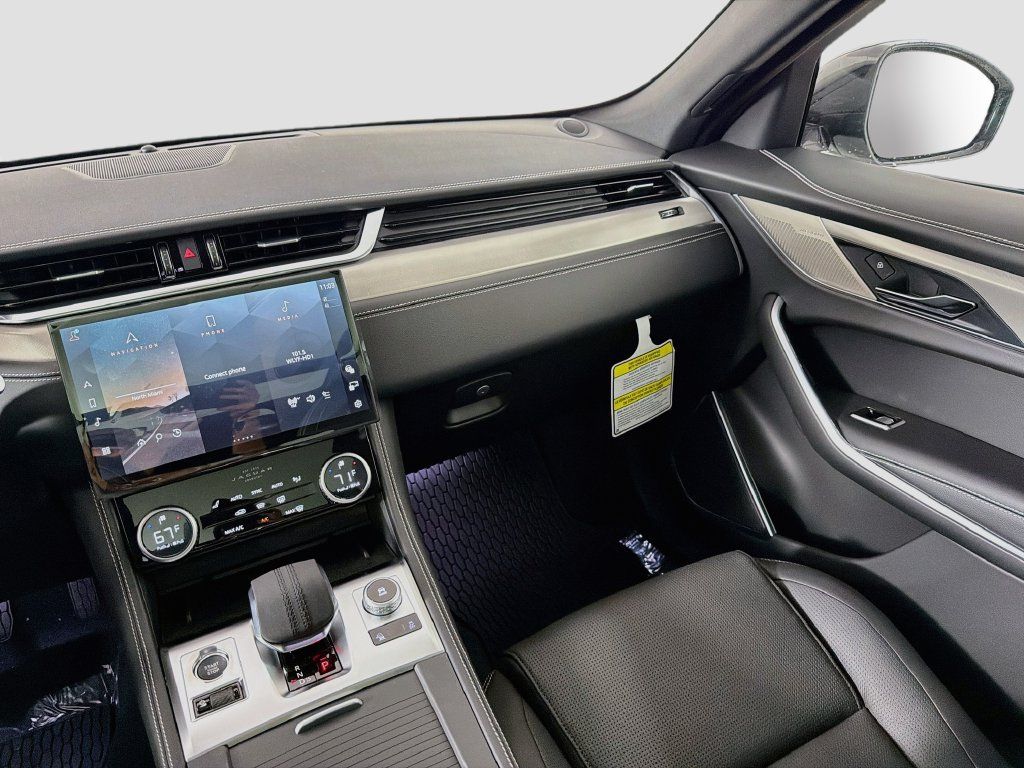 New 2026 Jaguar F-PACE R-Dynamic S AWD/4WD image 25