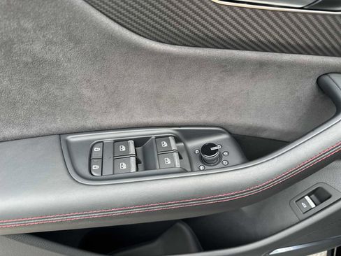 Used 2024 Audi RS Q8 image 23