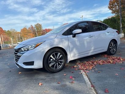 New 2025 Nissan Versa SV