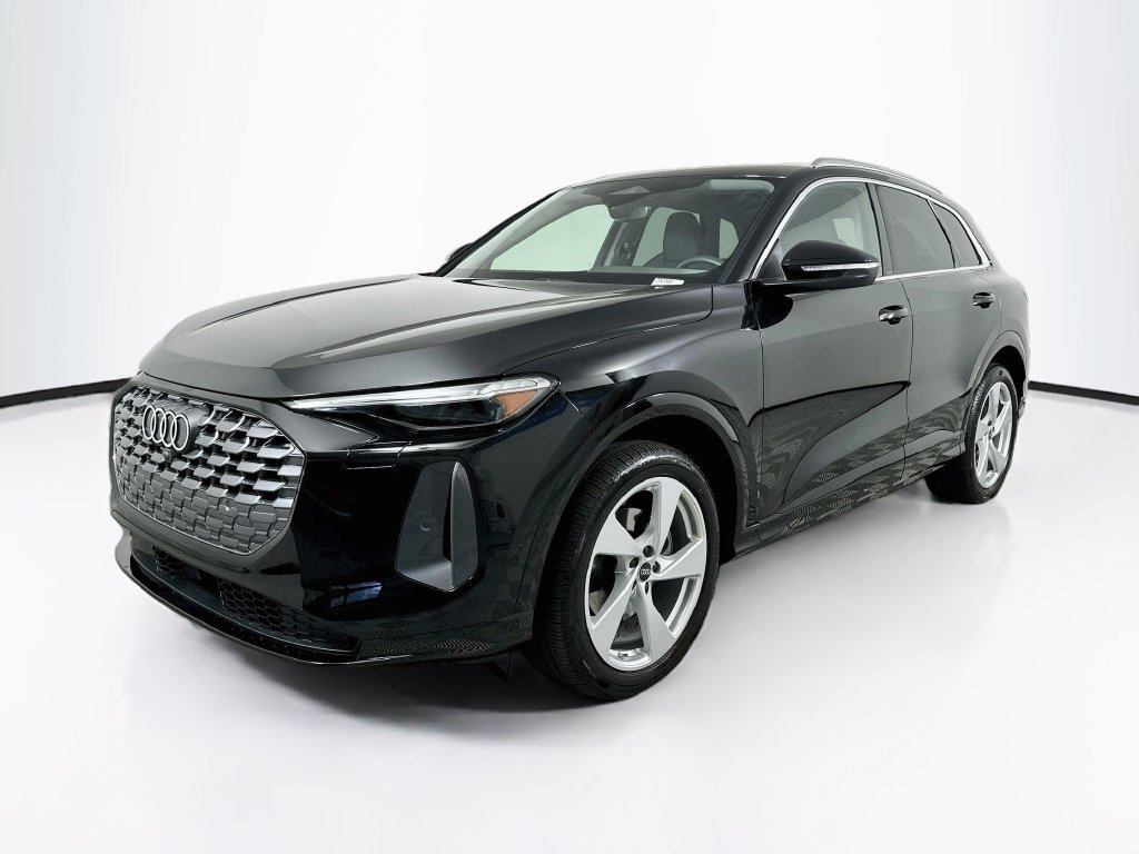 Used 2025 Audi Q5 Prestige AWD/4WD image 1