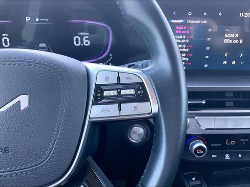 Certified 2025 Kia Telluride S FWD image 24