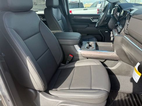 New 2025 Chevrolet Silverado 2500 LTZ w/ LTZ Convenience Package image 42