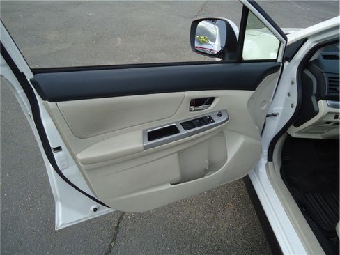 Used 2014 Subaru Crosstrek Touring w/ Popular Package #2 AWD/4WD image 12