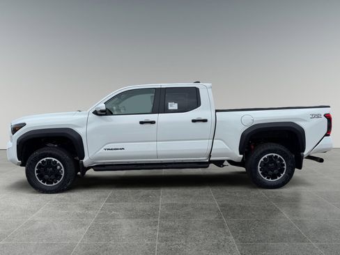 New 2026 Toyota Tacoma TRD Off-Road image 2