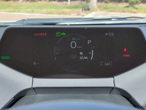 Used 2026 Toyota Prius Plug-In Hybrid FWD image 26