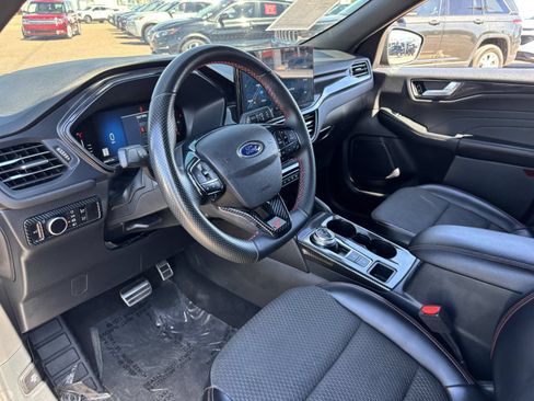 Used 2023 Ford Escape ST-Line w/ Tech Pack #1 FWD image 20