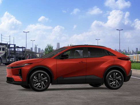 New 2026 Toyota C-HR AWD/4WD image 5