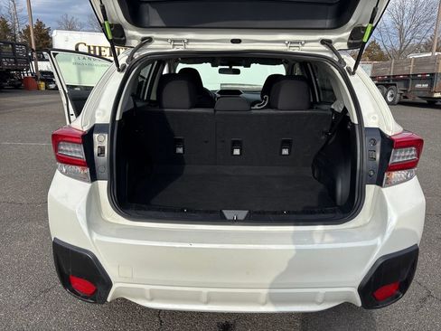 Used 2023 Subaru Crosstrek 2.0i AWD/4WD image 16