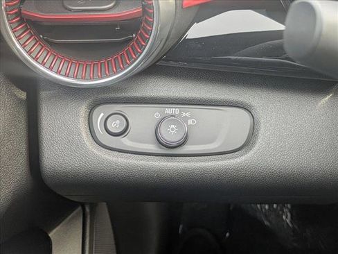 New 2026 Chevrolet Trax RS w/ Sunroof Package image 16