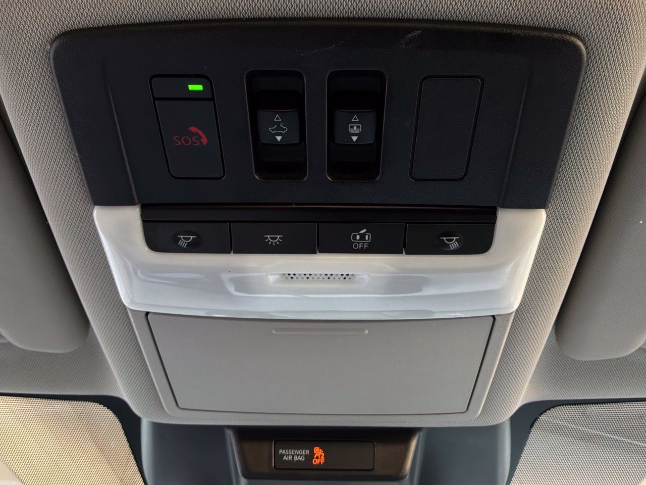 Used 2023 Nissan Rogue SL w/ SL Premium Package FWD image 18