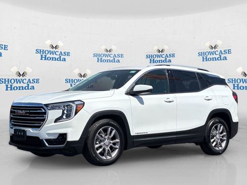 Used 2023 GMC Terrain SLT FWD image 2