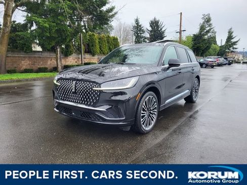New 2026 Lincoln Aviator Black Label w/ Dynamic Handling Package AWD/4WD image 1