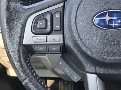 Used 2017 Subaru Forester 2.5i Limited AWD/4WD image 25