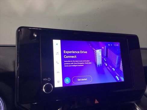 Certified 2024 Toyota Venza LE image 12