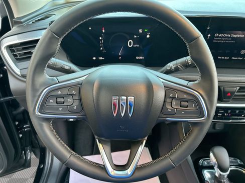 Used 2024 Buick Encore GX Avenir w/ Avenir Convenience Package AWD/4WD image 31