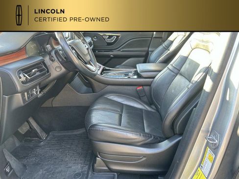 Certified 2023 Lincoln Aviator Reserve w/ Equipment Group 201A image 9