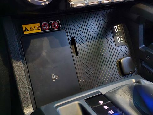 Used 2024 Toyota Tacoma SR5 image 30