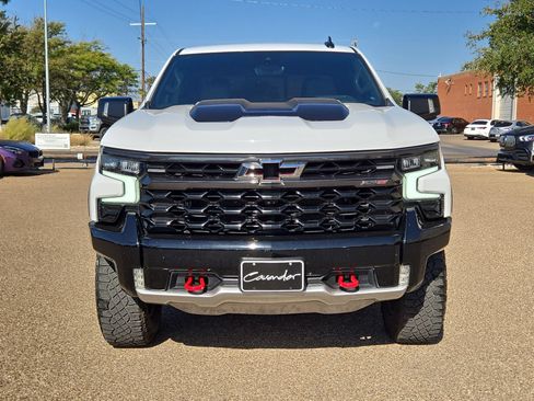 Used 2024 Chevrolet Silverado 1500 ZR2 w/ Technology Package AWD/4WD image 10