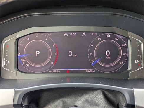 Used 2022 Volkswagen Atlas Cross Sport SE image 28