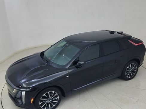 Used 2025 Cadillac Lyriq Sport AWD/4WD image 80