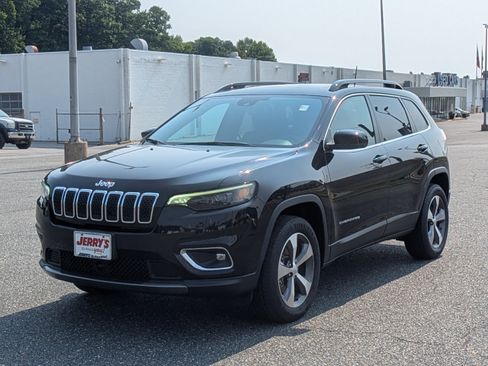 Used 2022 Jeep Cherokee Limited AWD/4WD image 4