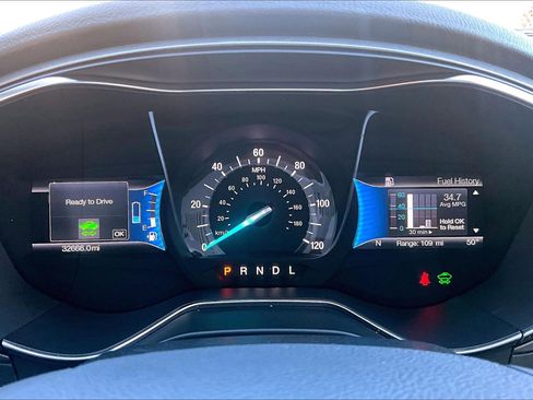 Used 2018 Ford Fusion S image 19