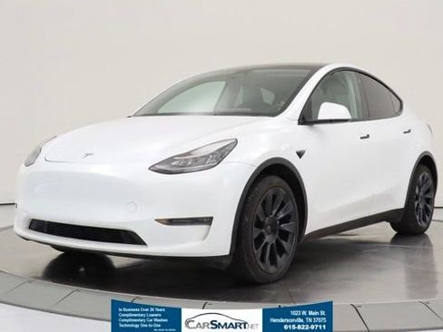Used 2023 Tesla Model Y Long Range AWD/4WD image 1