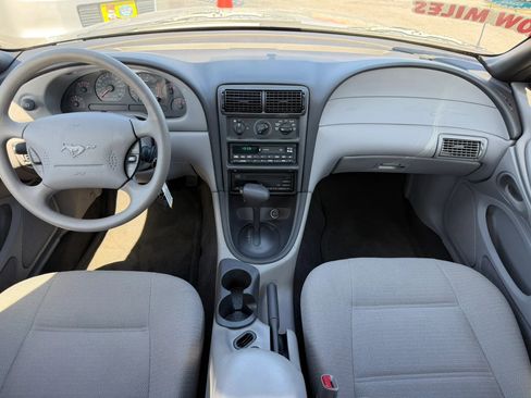 Used 2000 Ford Mustang Coupe RWD image 7