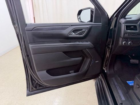 Used 2022 GMC Yukon SLT w/ SLT Premium Package AWD/4WD image 19