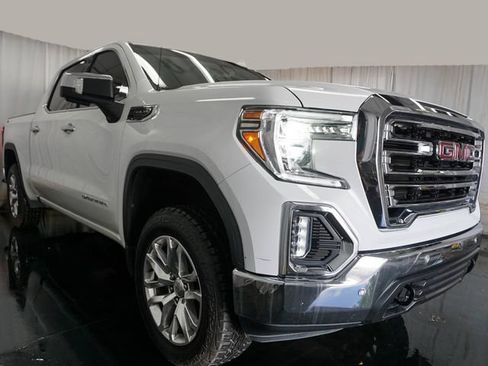 Used 2019 GMC Sierra 1500 SLT w/ SLT Premium Plus Package AWD/4WD image 2