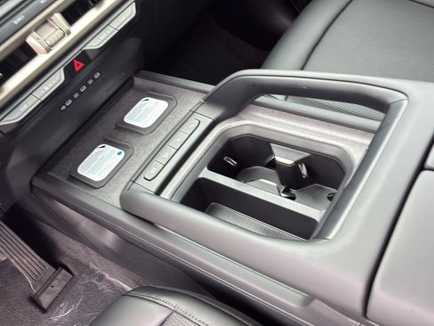 New 2027 Kia Telluride S image 33