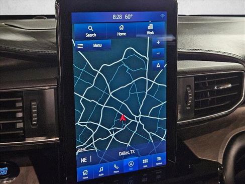 Used 2023 Ford Explorer Platinum w/ Technology Package image 12