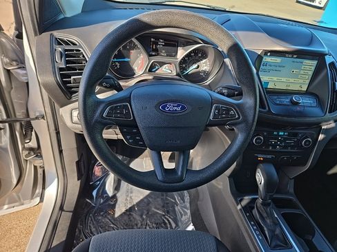 Used 2019 Ford Escape SE image 38