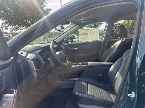 New 2026 Nissan Rogue SV w/ Rock Creek Premium Package AWD/4WD image 11