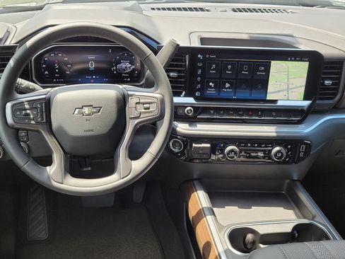 New 2026 Chevrolet Silverado 2500 High Country w/ High Country Premium Package AWD/4WD image 11