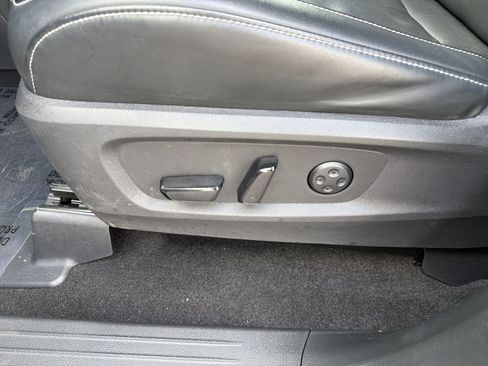 Used 2023 INFINITI QX60 Luxe w/ Performance Audio Package FWD image 21