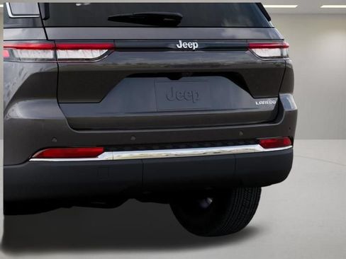 New 2026 Jeep Grand Cherokee Laredo X RWD image 13