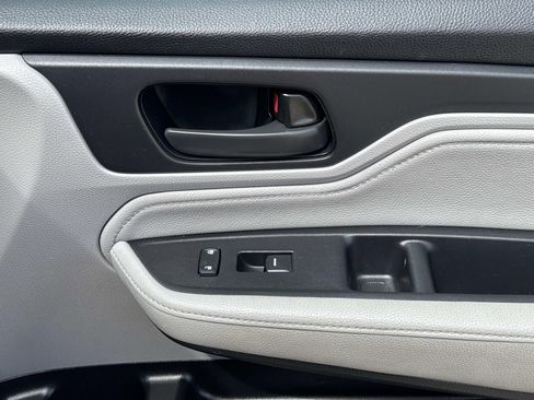 Used 2019 Honda Odyssey Touring image 15