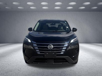 Used 2025 Nissan Rogue SV
