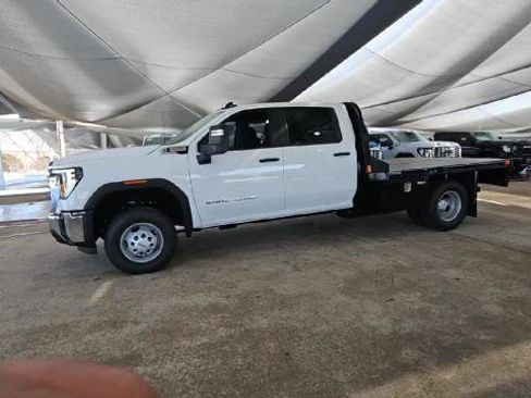 New 2026 GMC Sierra 3500 Pro w/ Convenience Package image 64