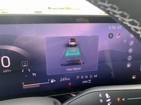 Certified 2025 Buick Envision Sport Touring image 28