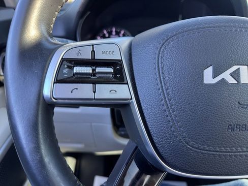 Used 2022 Kia Telluride S image 33