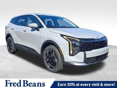 New 2026 Kia Sportage S image 1