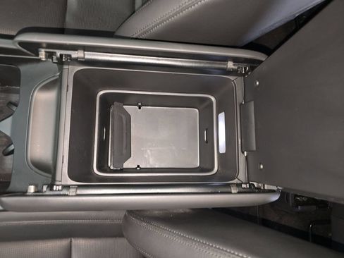 Certified 2025 Hyundai Santa Fe Limited AWD/4WD image 28